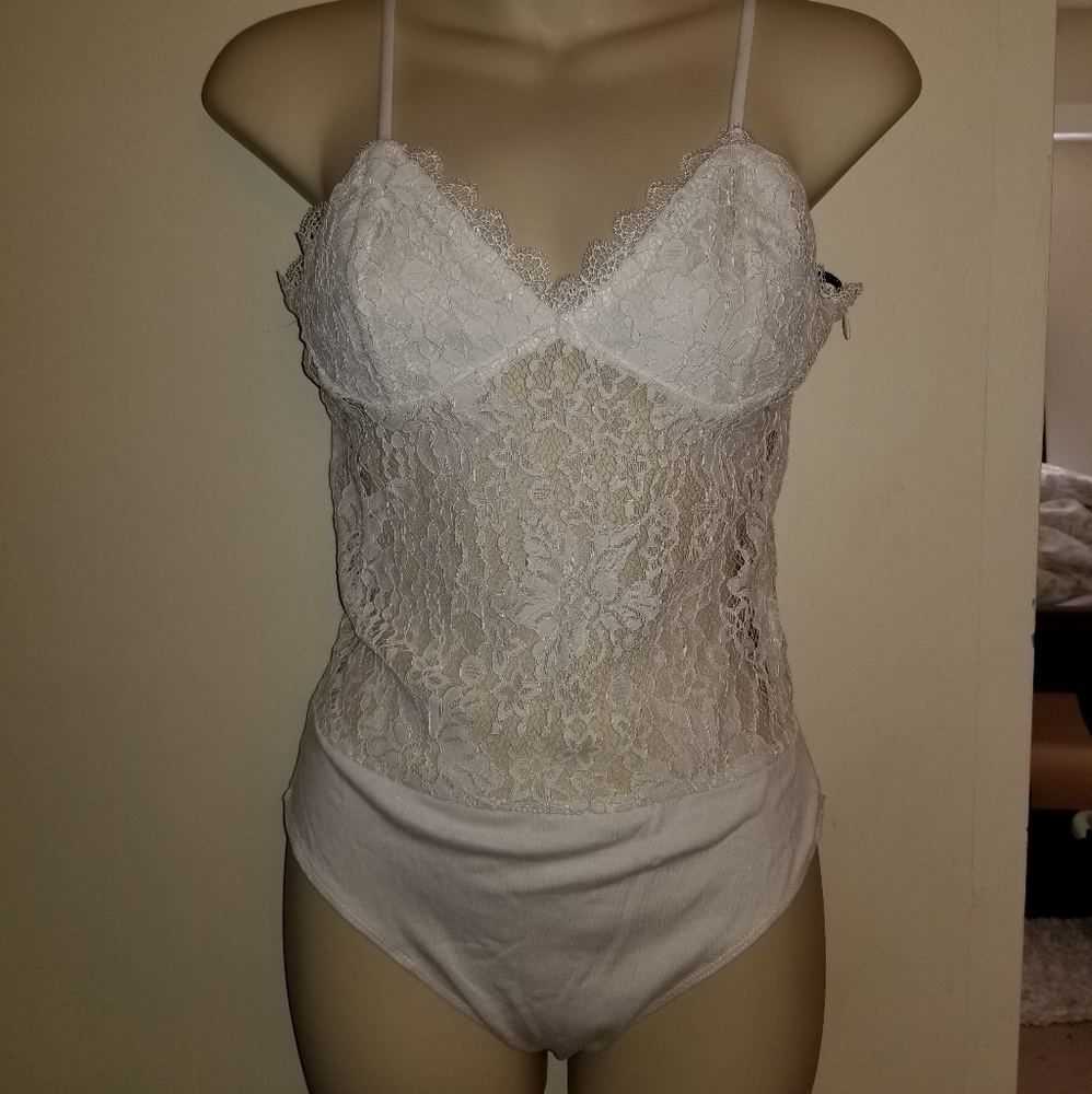 Lace bodysuit